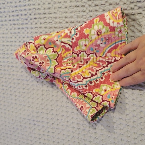 Vera Bradley Reversible Bucket Hat - Picture 5 of 5